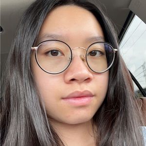 Meet your Posher, Emilie